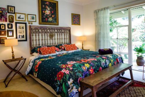 Noosa Valley Manor B&B