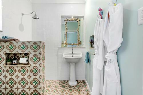 Noosa Valley Manor B&B