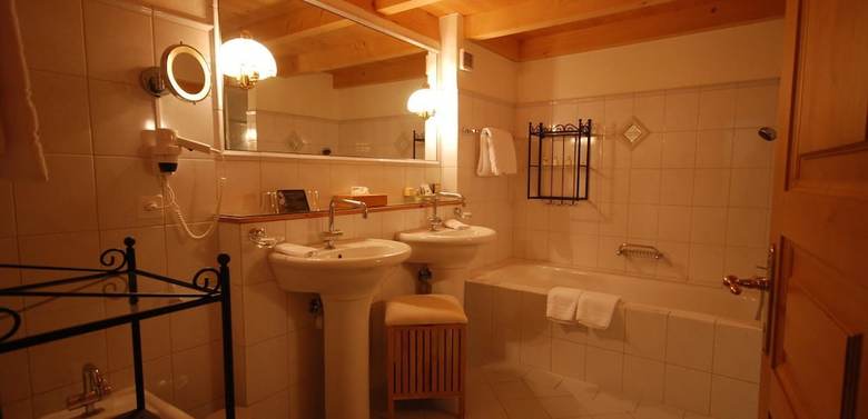 Hotel Alpenrose