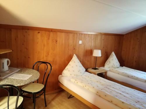 Albergue Gasthof Sch�negg B&B