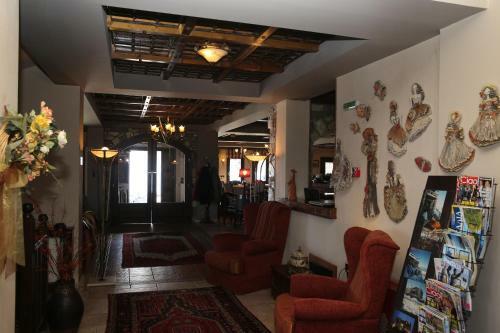 Pandion Luxury Boutique Hotel & Suites With Spa