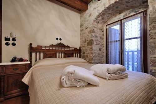 Hostal Petrinos Pyrgos
