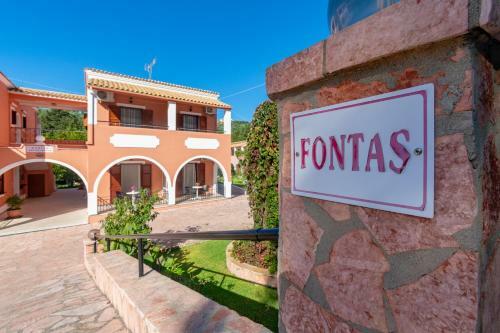 Fondas Apartments