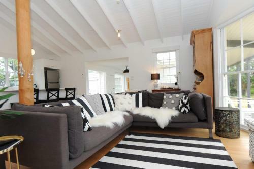 White Shell Cottage