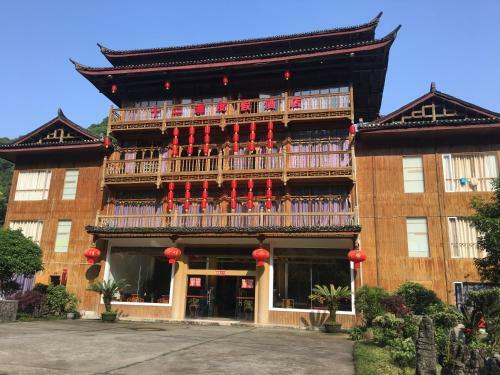 Guilin Twelve Beach Holiday Hotel