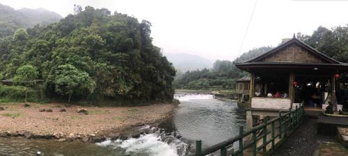 Guilin Twelve Beach Holiday Hotel