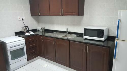 Al Thuriah Hotel Apartment