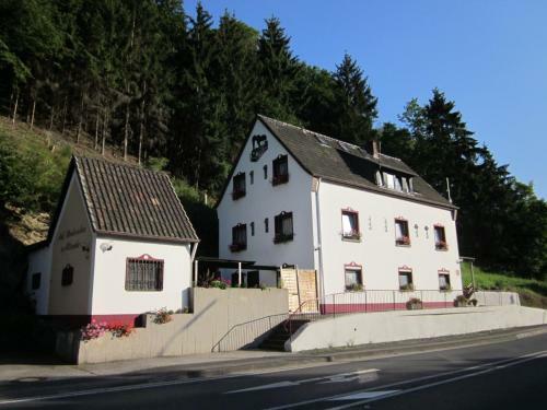 Hostal G�stehaus Am Fels
