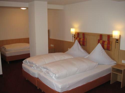 Posada Gasthof R�ssle