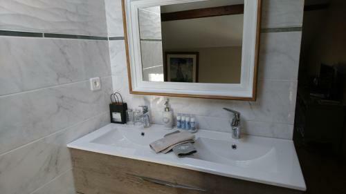 Hostal Le Clos Du C�dre