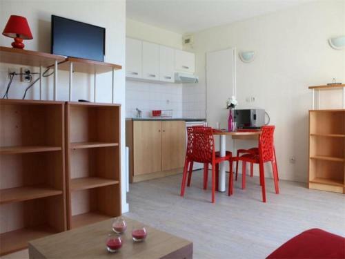 Apartment La Rocheliere 3