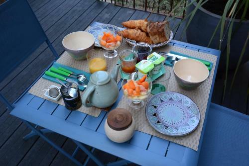 Bed & Breakfast Le Clos Bleu-la Rochelle