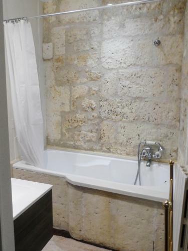 Agroturismo Sers Chateau Sleeps 19 Pool Wifi