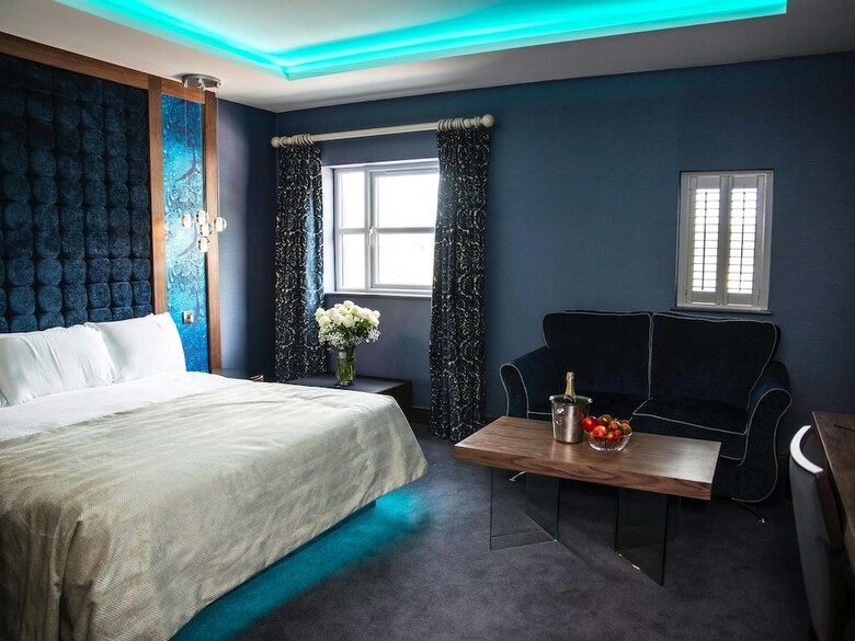 The Riverside Park Hotel & Leisure Club