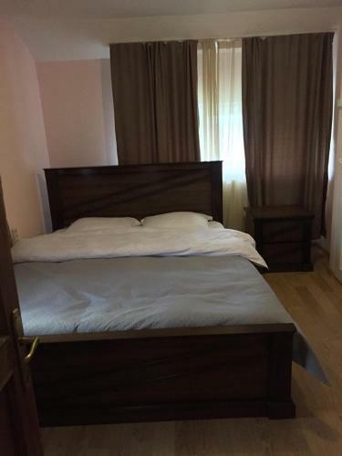 Hostal Hotel Data