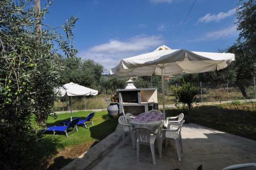 Kiriakos Holiday Home