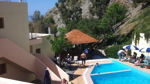 Sfinias Apartments