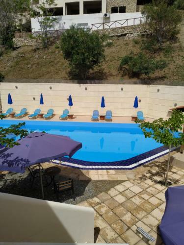 Sfinias Apartments