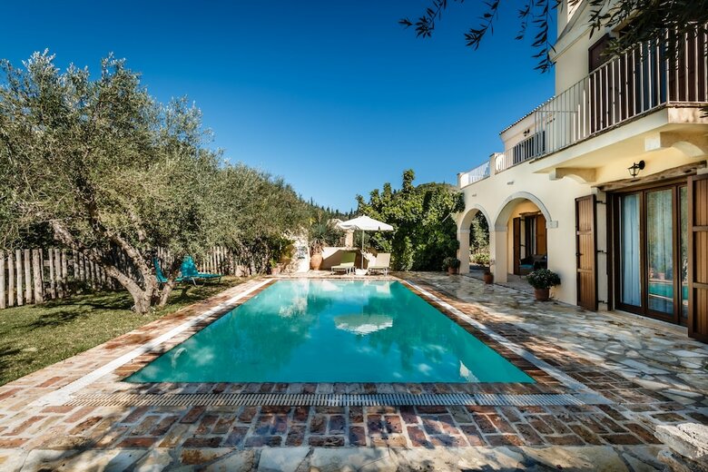 Mastrogiannis Villa Dafne