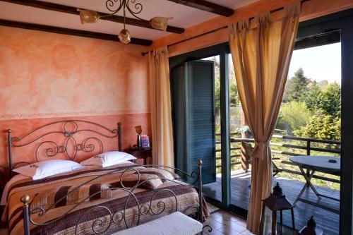 Hostal Vathyskia Guesthouse