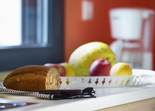 Aeolis Apartments & Studios