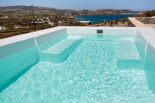 Natura Villas Paros