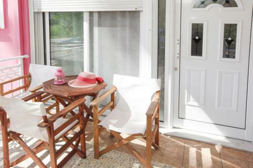 Nereids Apartments And Studios