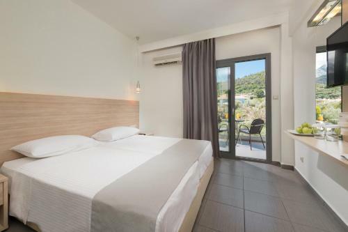 Princess Golden Beach Hotel