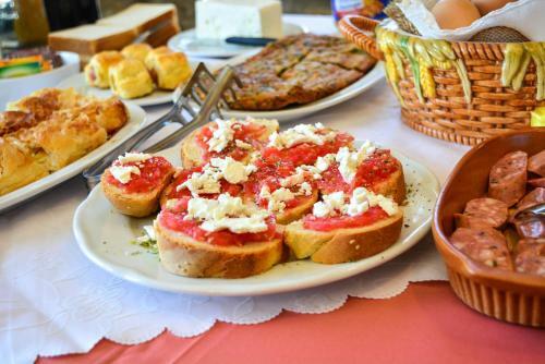 Hotel Karyatis Resort