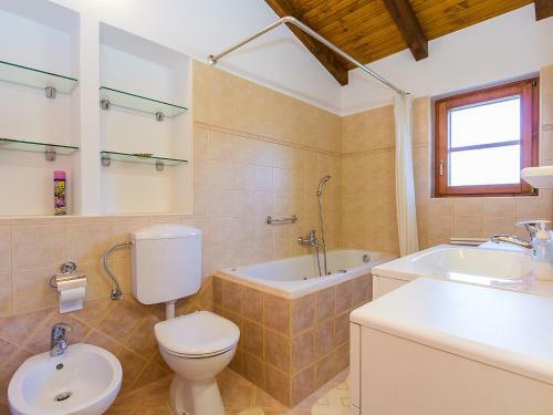 Holiday Home Angelo I Marija