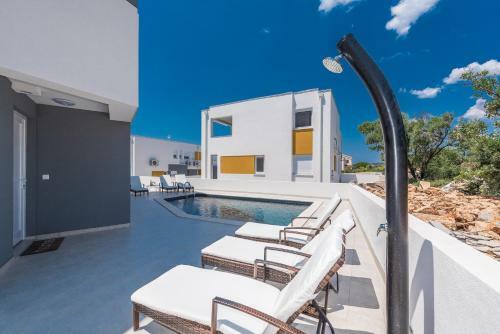 Apartamento Merima 1 Luxury Ap With A Pool