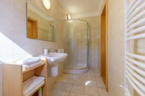 Hostal Zseri Vad�szh�z