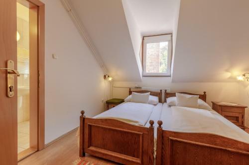 Hostal Zseri Vad�szh�z