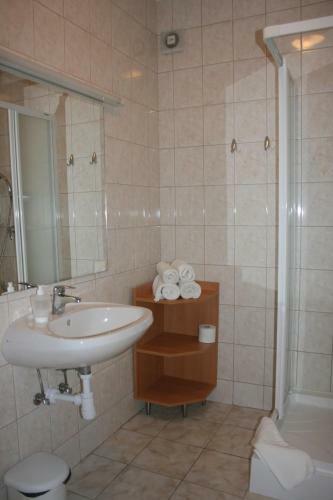 Hostal Zseri Vad�szh�z
