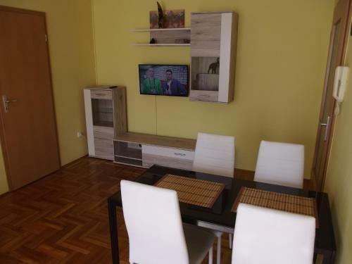 Pillang� Apartman