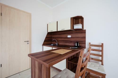 Kocsis Apartman �s Camping