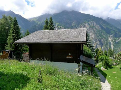 Apartamentos Holiday Home Allegra St Niklaus