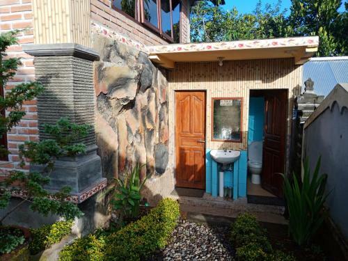 Hostal Tiing Bali Guest House Adventure