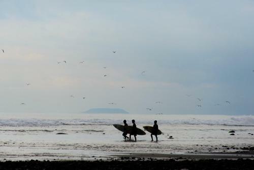 Hostal Medewi Secret Surfcamp