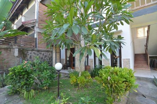 Puri Itoma Hotel And Restaurant