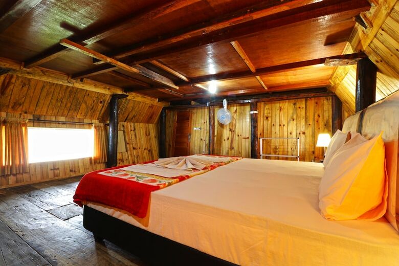 Hostal Tuk Tuk Timbul Bungalows
