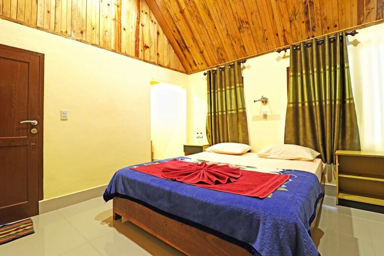 Hostal Tuk Tuk Timbul Bungalows