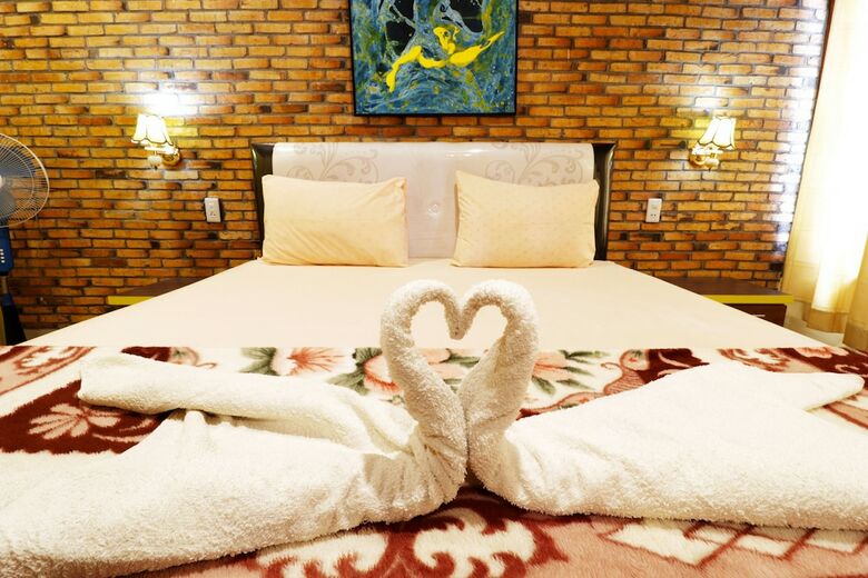 Hostal Tuk Tuk Timbul Bungalows