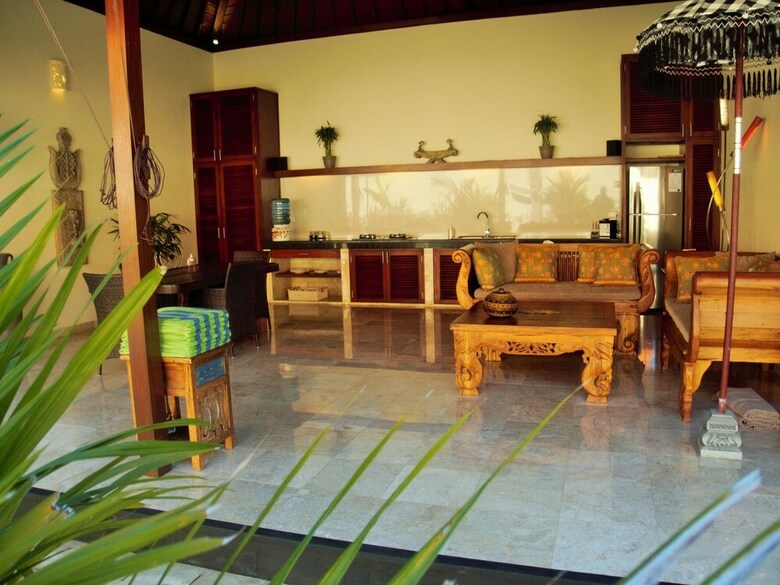 Hostal The Villas Tejakula