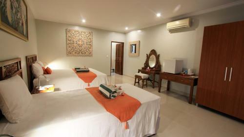 Poinciana Resort