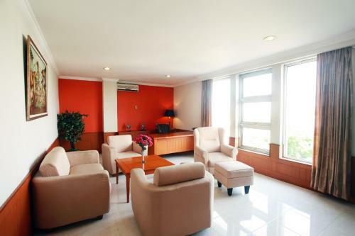 Plaza Hotel Tegal
