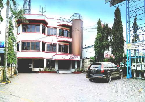 Alexander Hotel Tegal