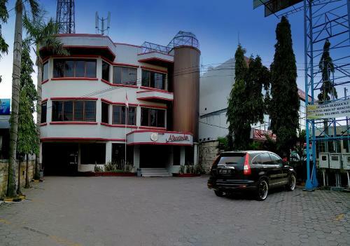 Alexander Hotel Tegal