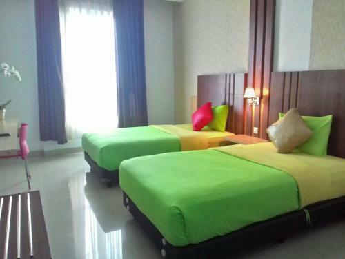 City Hotel