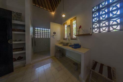The Beach Villa